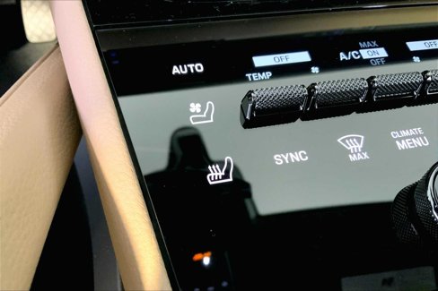 New 2026 Porsche Cayenne image 25