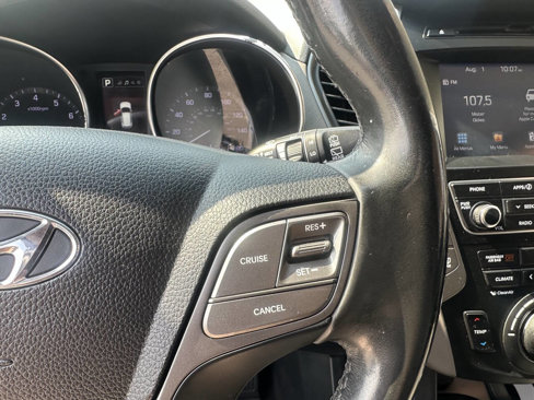 Used 2017 Hyundai Santa Fe Sport image 14