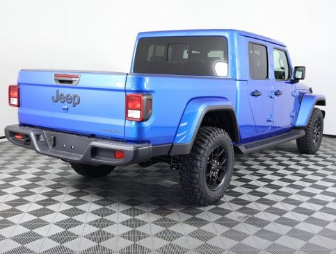 New 2025 Jeep Gladiator Sport image 4