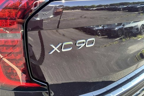 New 2026 Volvo XC90 B6 Plus image 6