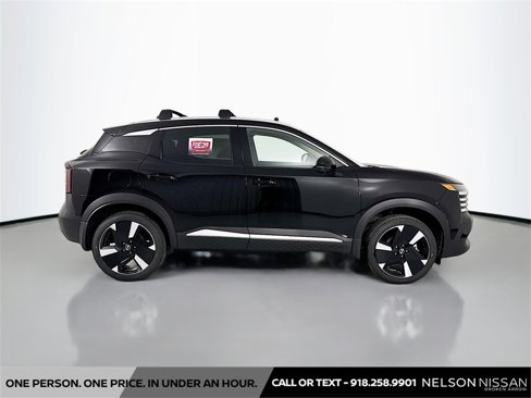 New 2026 Nissan Kicks SR w/ SR Premium Package image 4