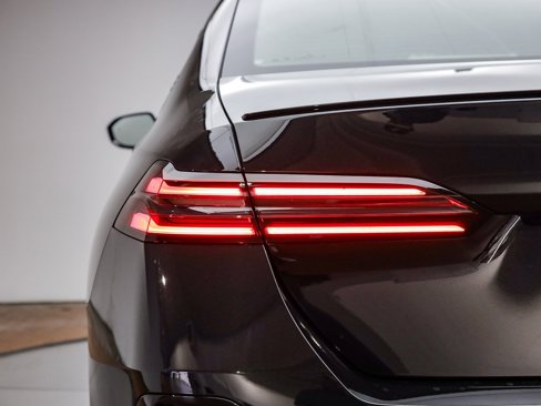 New 2026 BMW 530i w/ M Sport Package image 10