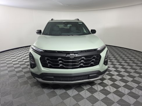 New 2026 Chevrolet Equinox LT w/ Convenience Package II image 8