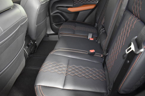 New 2025 Mitsubishi Outlander SEL image 15