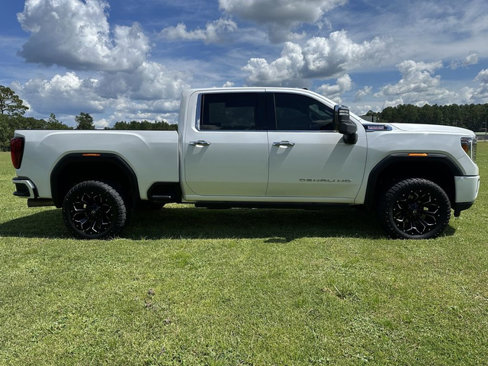 Used 2022 GMC Sierra 2500 Denali w/ Denali Ultimate Package image 4