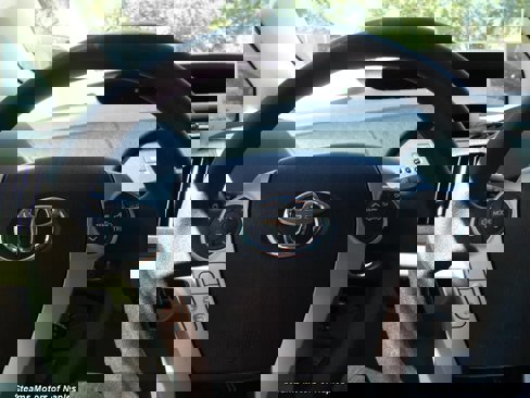 Used 2015 Toyota Prius Two image 26