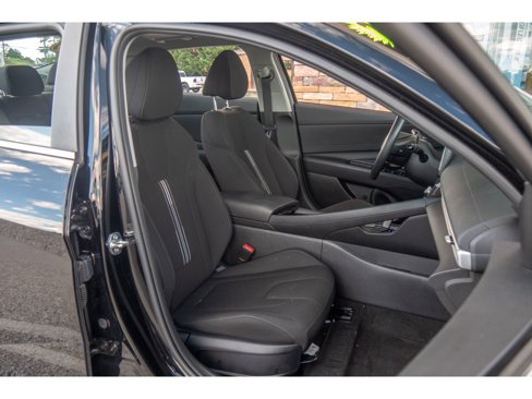 Used 2024 Hyundai Elantra SEL w/ Convenience Package image 15