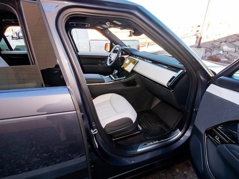 New 2025 Land Rover Range Rover Sport Dynamic SE image 41