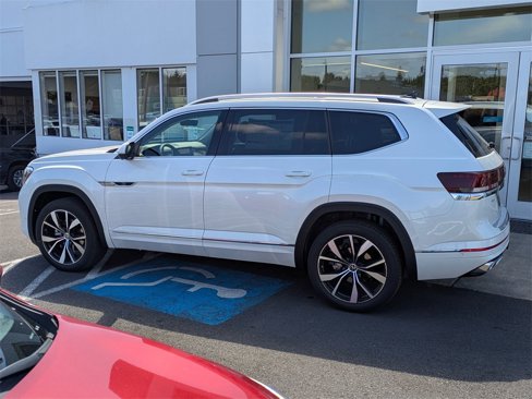 New 2025 Volkswagen Atlas SEL Premium R-Line image 2