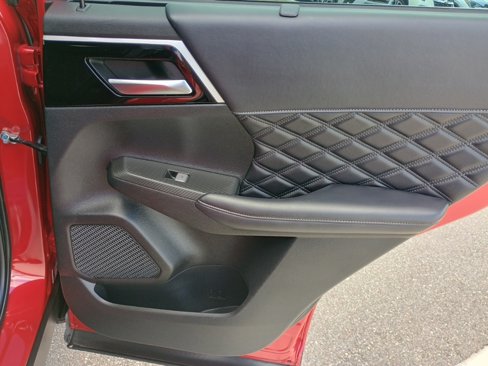 Used 2023 Mitsubishi Outlander SEL image 18