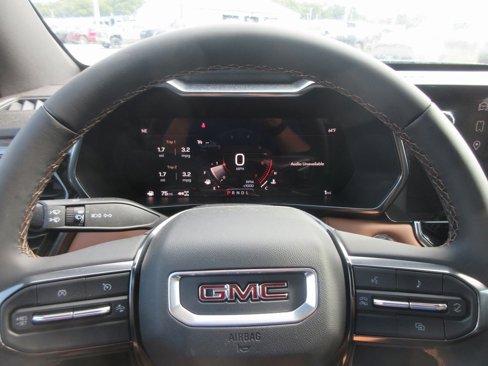 New 2026 GMC Canyon AT4 image 19