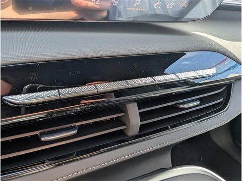 New 2026 Buick Enclave Preferred w/ Power Package image 21