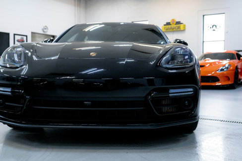 Used 2023 Porsche Panamera GTS image 11