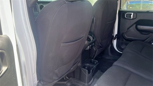 Used 2022 Jeep Wrangler Unlimited Sport image 18