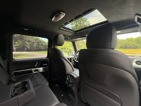 Used 2025 Mercedes-Benz G 550 image 24