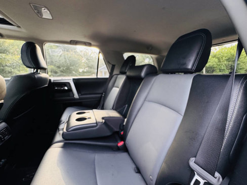 Used 2021 Toyota 4Runner SR5 Premium w/ Moonroof Package image 14