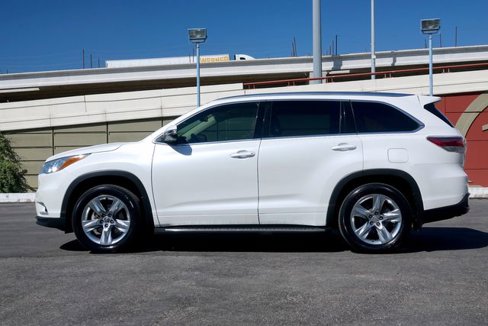 Used 2016 Toyota Highlander Limited image 10