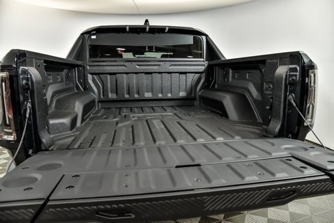 New 2025 GMC Hummer EV 2X w/ LPO, Sport Package image 6