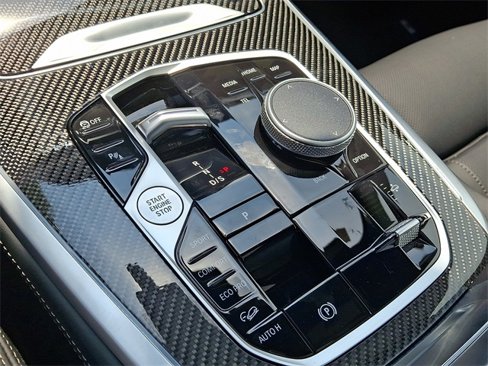 New 2026 BMW X7 M60i w/ Climate Comfort Package image 14