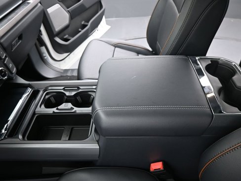 New 2026 Ford F350 4x4 Crew Cab Super Duty image 3