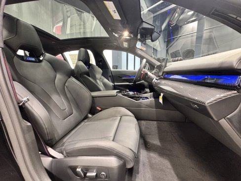 New 2026 BMW M5 w/ Executive Package image 31
