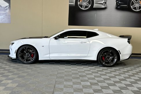 Used 2018 Chevrolet Camaro SS image 7