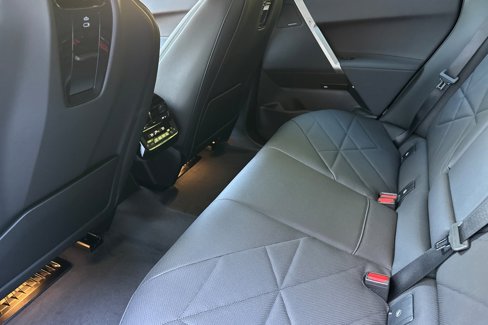 New 2026 BMW iX xDrive60 w/ Premium Package image 9