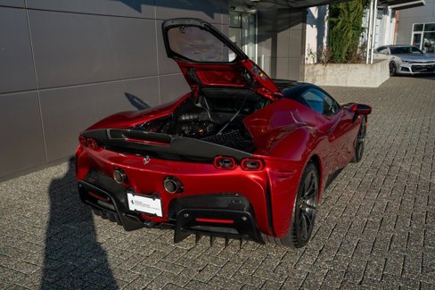 Certified 2021 Ferrari SF90 Stradale image 38