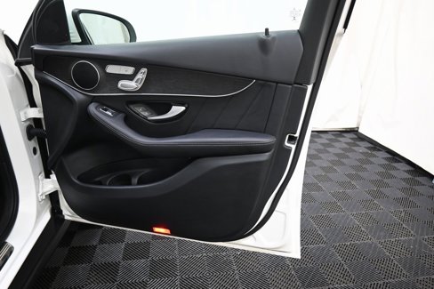 Used 2022 Mercedes-Benz GLC 300 4MATIC image 26
