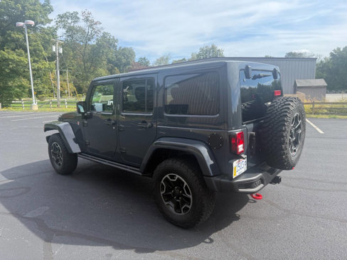 Used 2017 Jeep Wrangler Unlimited Rubicon image 5