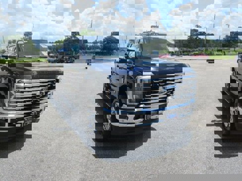 New 2025 Ford F250 Lariat image 7