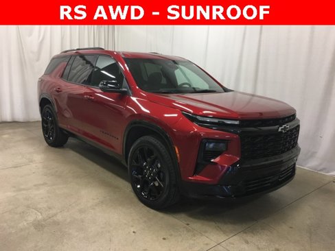Used 2024 Chevrolet Traverse RS w/ LPO, Floor Liner Package image 1
