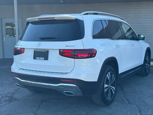 Used 2024 Mercedes-Benz GLB 250 4MATIC w/ Exclusive Package image 5