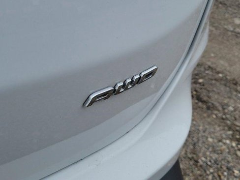 Used 2024 Ford Edge SEL image 6