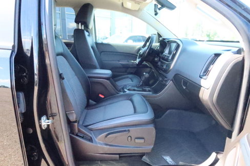 Used 2017 Chevrolet Colorado Z71 w/ LPO, Premium Interior Package image 19