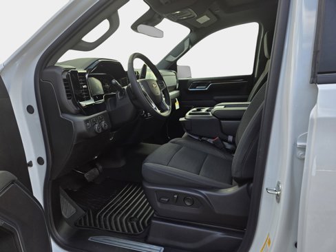 New 2026 Chevrolet Silverado 1500 LT image 3