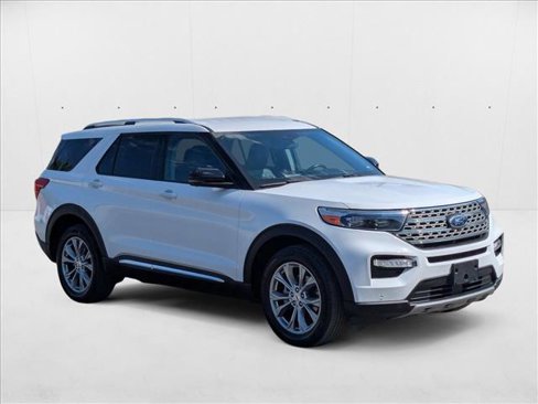 Used 2023 Ford Explorer Limited w/ Equipment Group 301A image 3