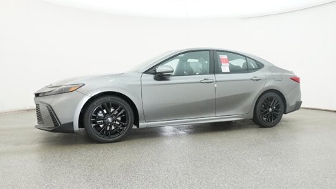 New 2026 Toyota Camry SE image 18