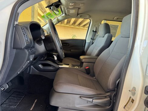 Used 2022 Nissan Frontier S w/ Technology Package image 11