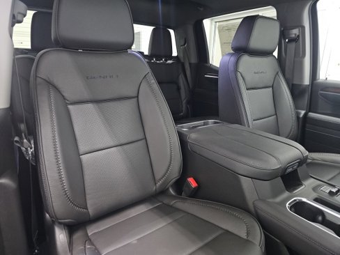 New 2026 GMC Sierra 1500 Denali w/ Denali Reserve Package image 13