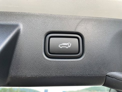New 2025 Hyundai Tucson SEL image 18