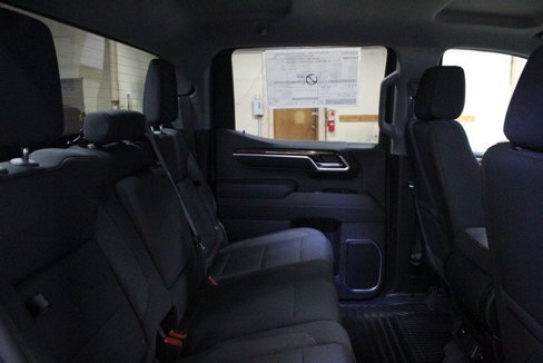 New 2026 GMC Sierra 1500 Elevation image 12