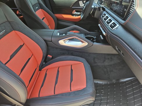 New 2026 Mercedes-Benz GLE 53 AMG 4MATIC Coupe image 14