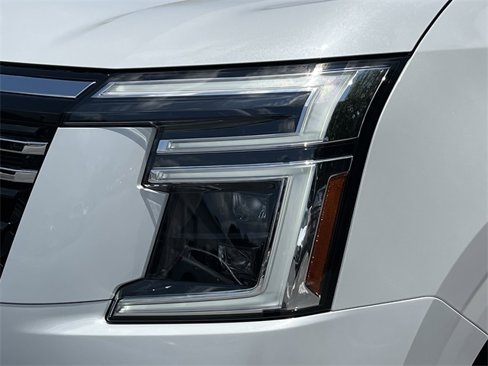 New 2025 Nissan Armada Platinum Reserve image 31