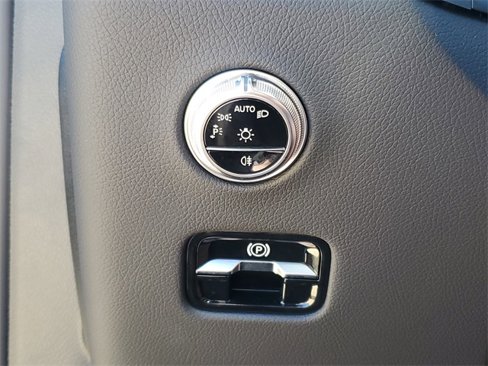 Used 2024 Mercedes-Benz GLC 43 AMG 4MATIC image 26