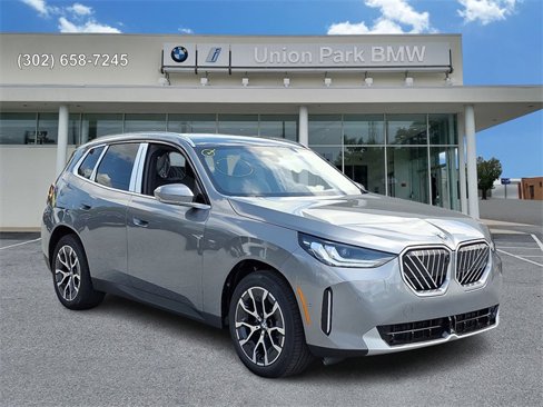 Used 2026 BMW X3 xDrive30 w/ Premium Package image 3