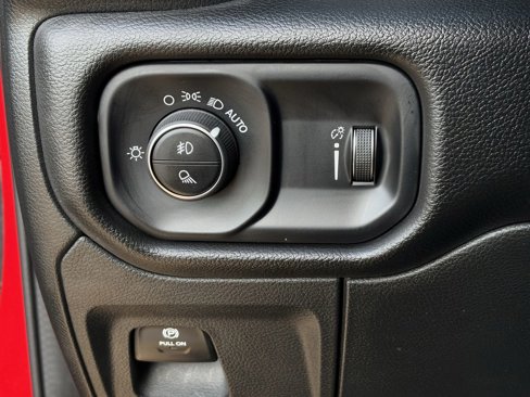 Used 2023 RAM 1500 Big Horn image 24