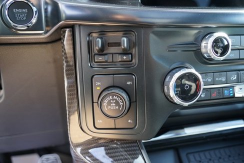 New 2025 Ford F150 Lariat w/ Equipment Group 501A Mid image 16