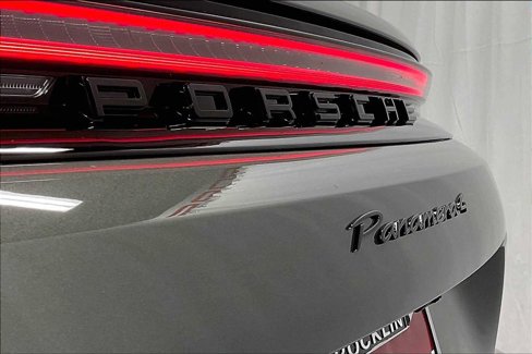 New 2025 Porsche Panamera 4 image 31