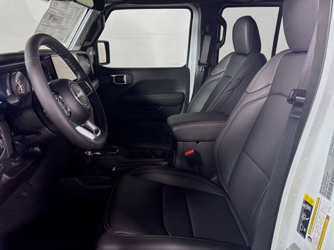 New 2025 Jeep Wrangler Sahara image 12